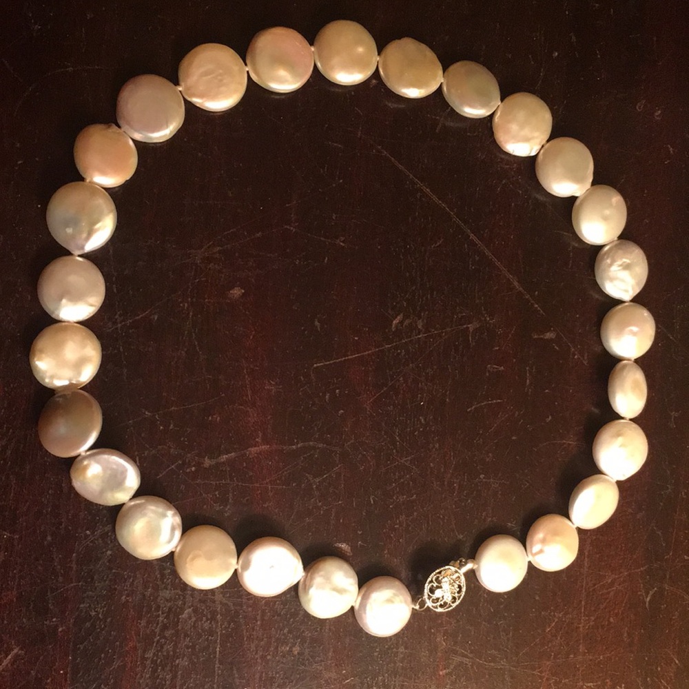 Coin pearl necklace